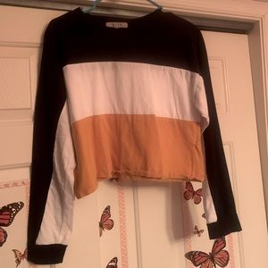 Navy, yellow, white. CUTE CROP TOP.